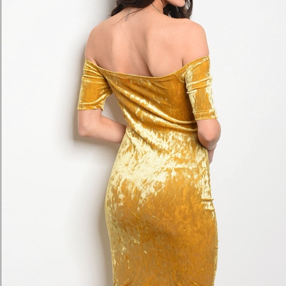 Gold velvet midi dress - Picture 2 of 2